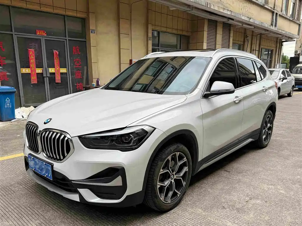BMW X1 sDrive20Li sleek 2022 купить на сайте DeffCars