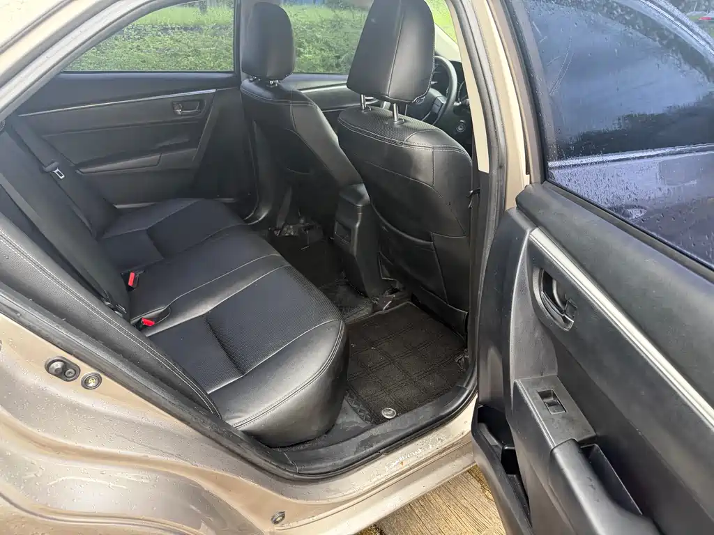 Corolla 2014 1.6L CVT GL купить на сайте DeffCars