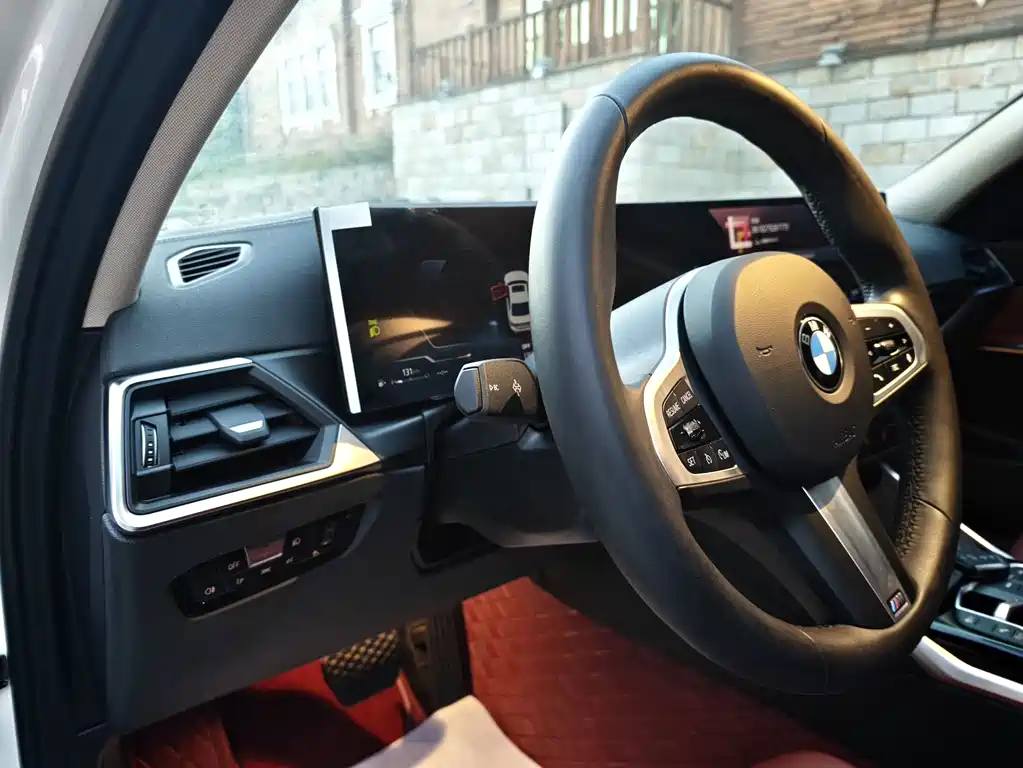 BMW 3 Series 2024 320i M Sports Package купить на сайте DeffCars