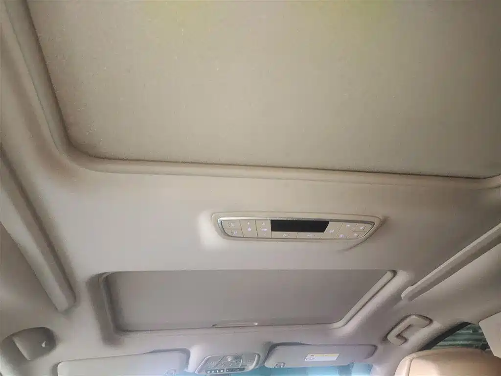 Buick GL8 2017 ES 28T luxury model National V купить на сайте DeffCars