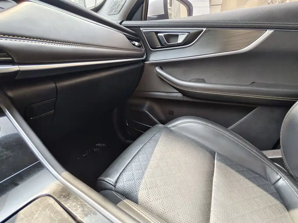 Tiggo 8 2020 facelift 290TGDI automatic luxury version купить на сайте DeffCars