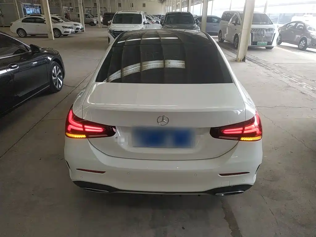 Mercedes-Benz A-Class 2021 A 200 L Sports Sedan Fashionable купить на сайте DeffCars