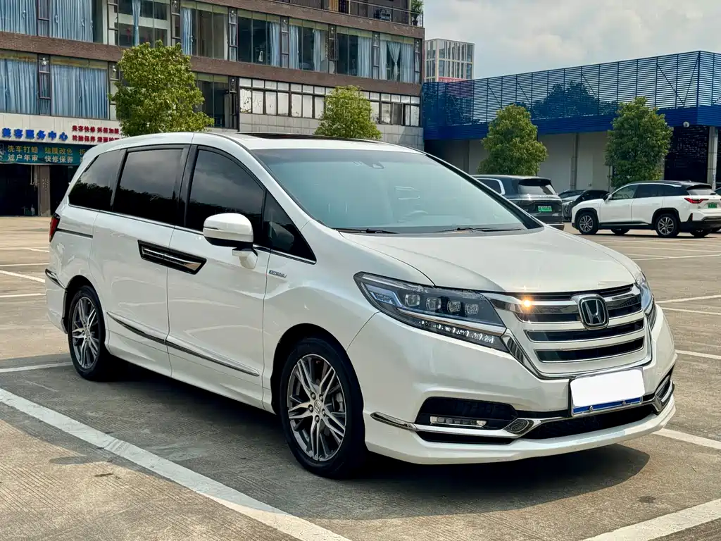 Alison 2019 2.0L Hybrid Deluxe Edition купить на сайте DeffCars