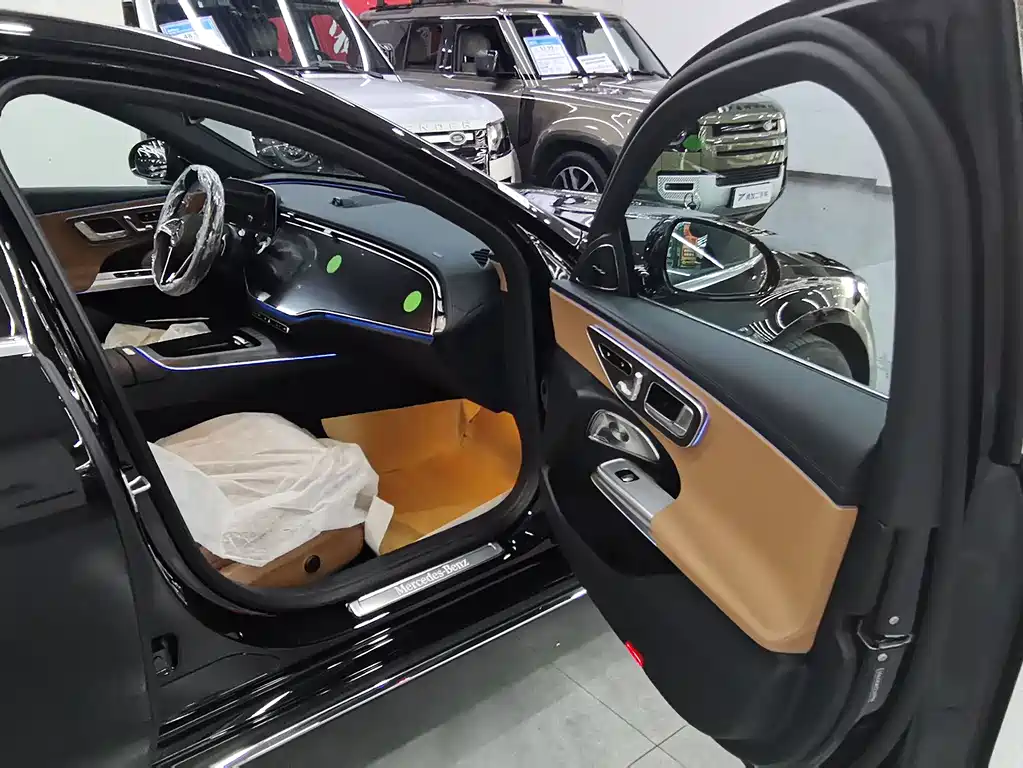 Mercedes-Benz E-Class 2026 E 300 L Luxury Model купить на сайте DeffCars