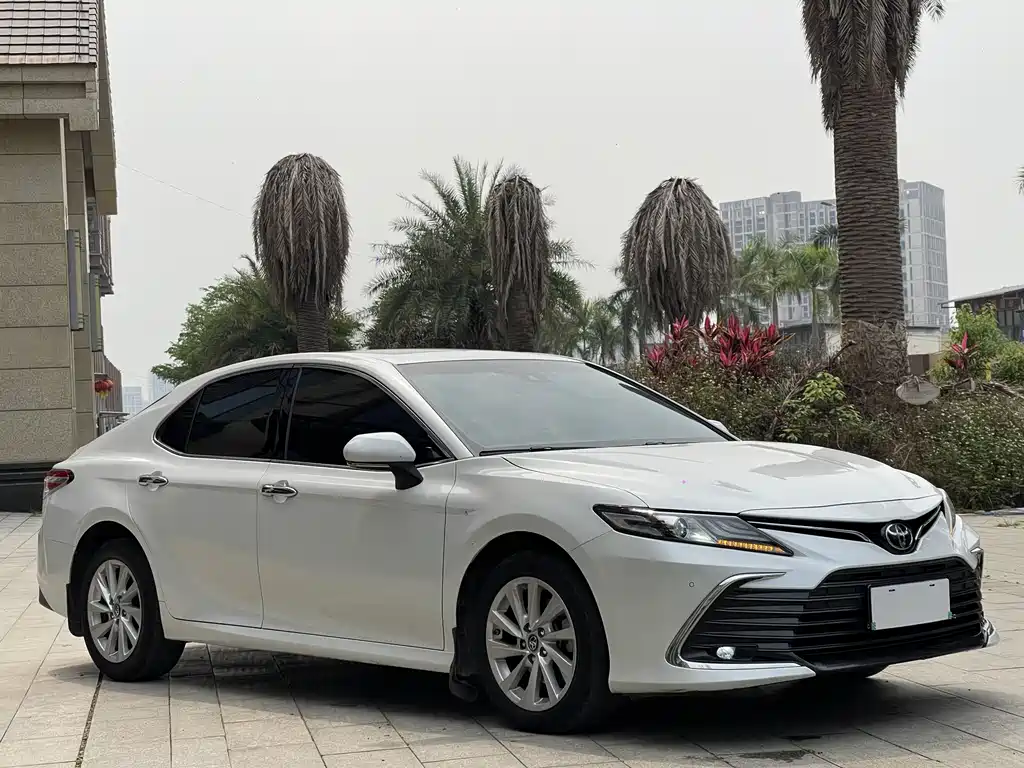 Camry 2021 2.0G Deluxe Edition купить на сайте DeffCars