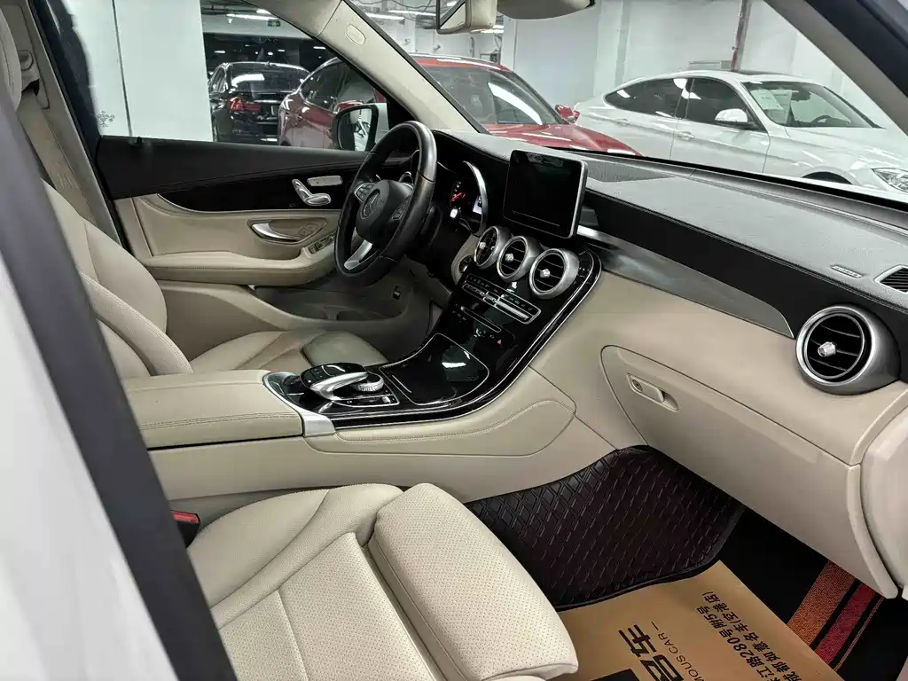 Mercedes-Benz GLC 2016 GLC 260 4MATIC luxury model купить на сайте DeffCars