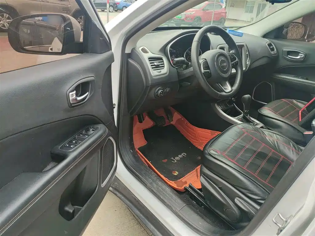 Compass 2019 220T Automatic Joy Edition купить на сайте DeffCars