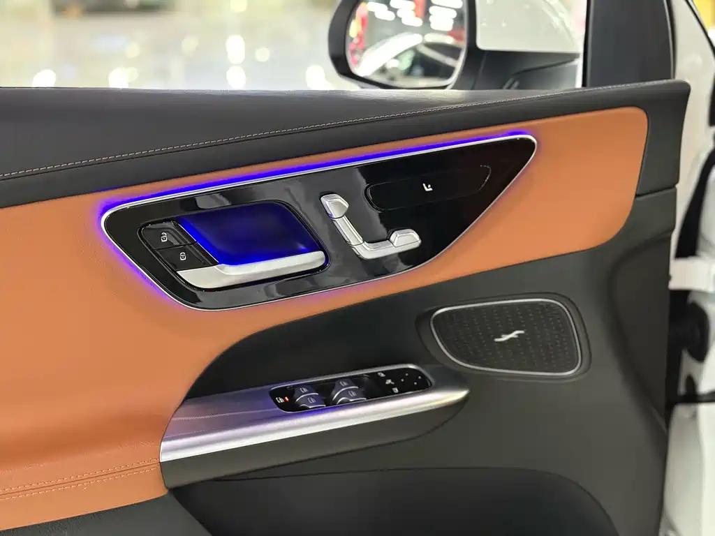 Mercedes-Benz GLC 2023 GLC 260 L 4MATIC Dynamic 5-seater купить на сайте DeffCars