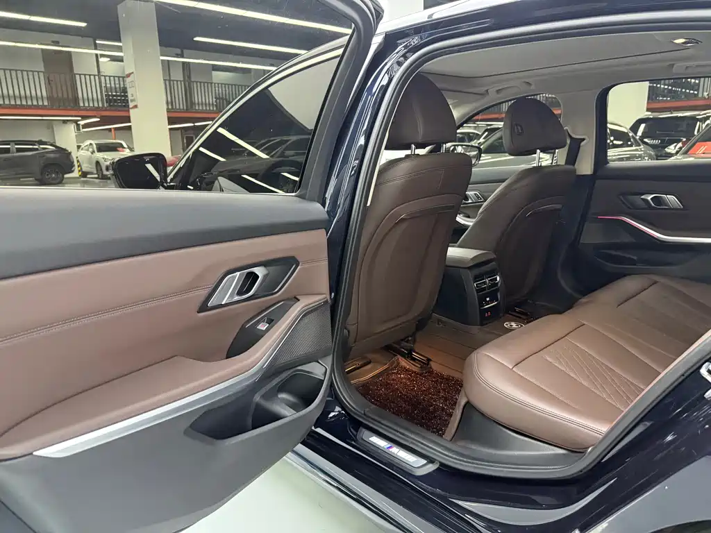 BMW 3 Series 2023 325Li M Sports Package купить на сайте DeffCars