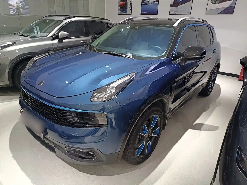 Lynk & Co 01 2017 2.0T 2WD Yao Pro Edition купить на сайте DeffCars