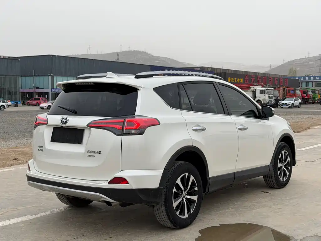 RAV4 Rongfang 2019 2.0L CVT four-wheel drive cutting-edge version National VI купить на сайте DeffCars