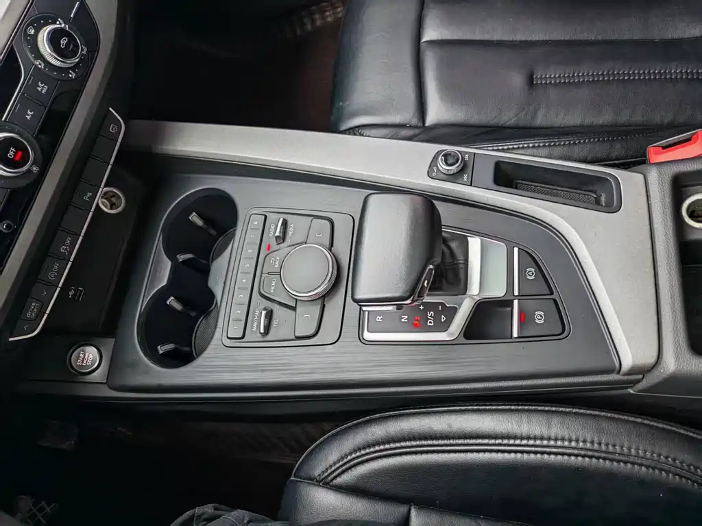Audi A4L 2019 40 TFSI Enterprising National V купить на сайте DeffCars