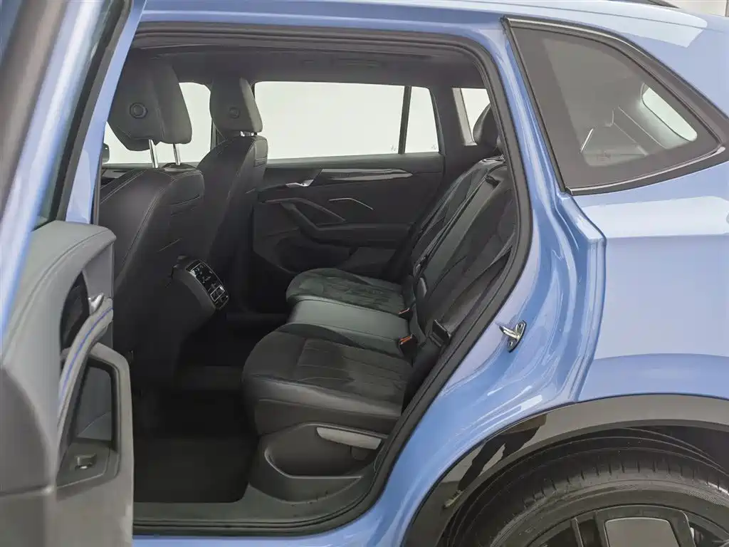 Tiguan L 2024 PRO 380TSI four-wheel drive R-Line Zhizun Edition купить на сайте DeffCars
