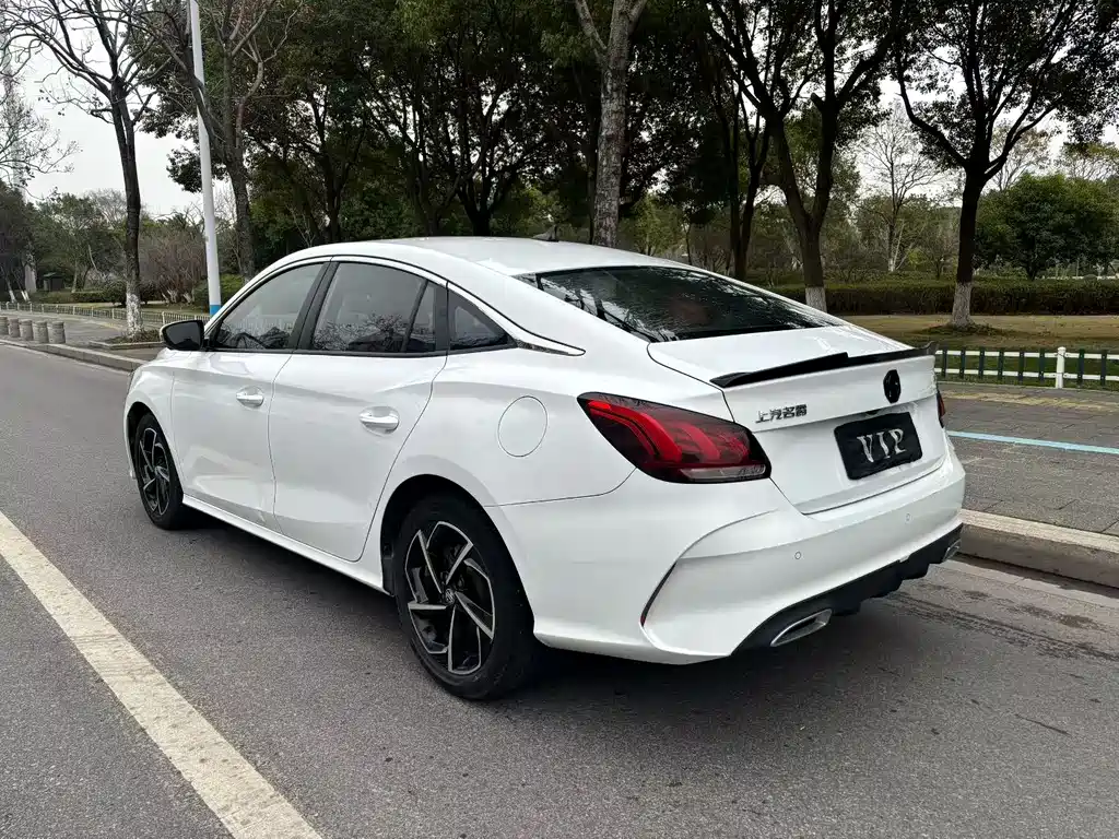 MG5 2021 300TGI DCT Green Luxury Edition купить на сайте DeffCars