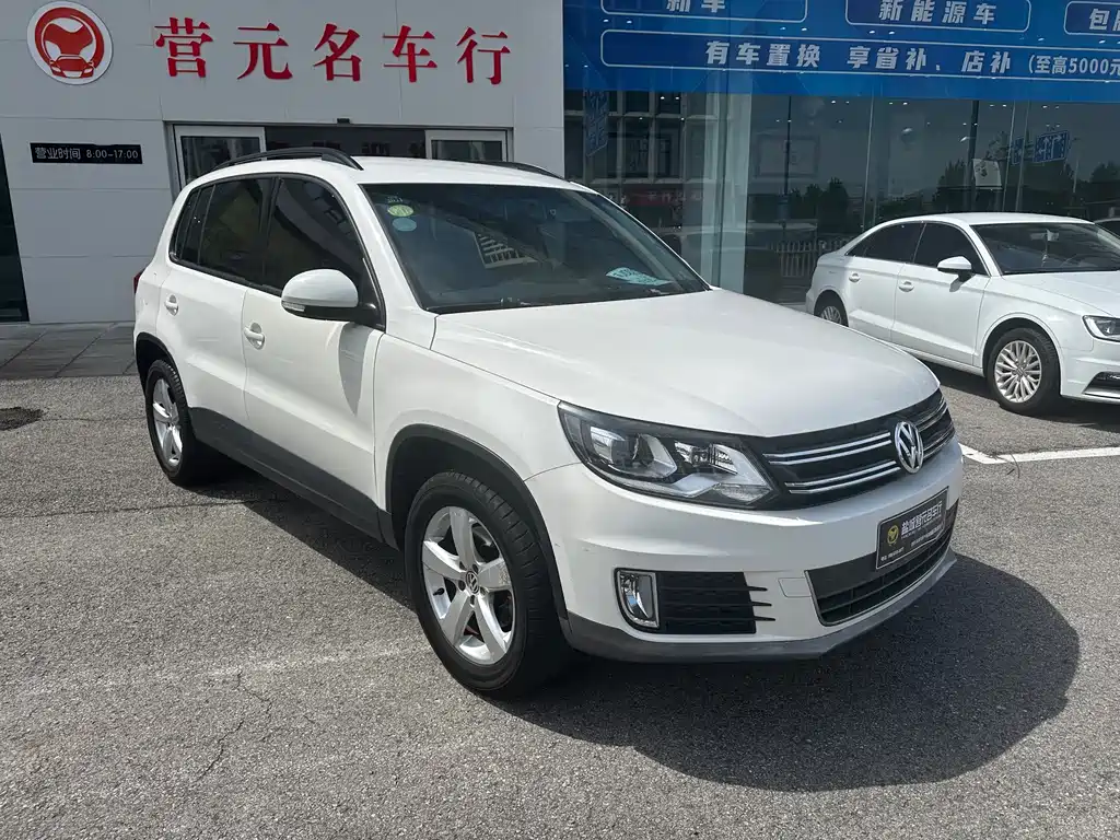 Tiguan 2013 1.8TSI automatic two-wheel drive comfort version купить на сайте DeffCars