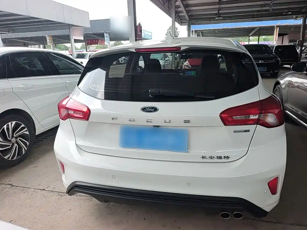 Focus 2021 Two-Car EcoBoost 180 Auto Frontal купить на сайте DeffCars