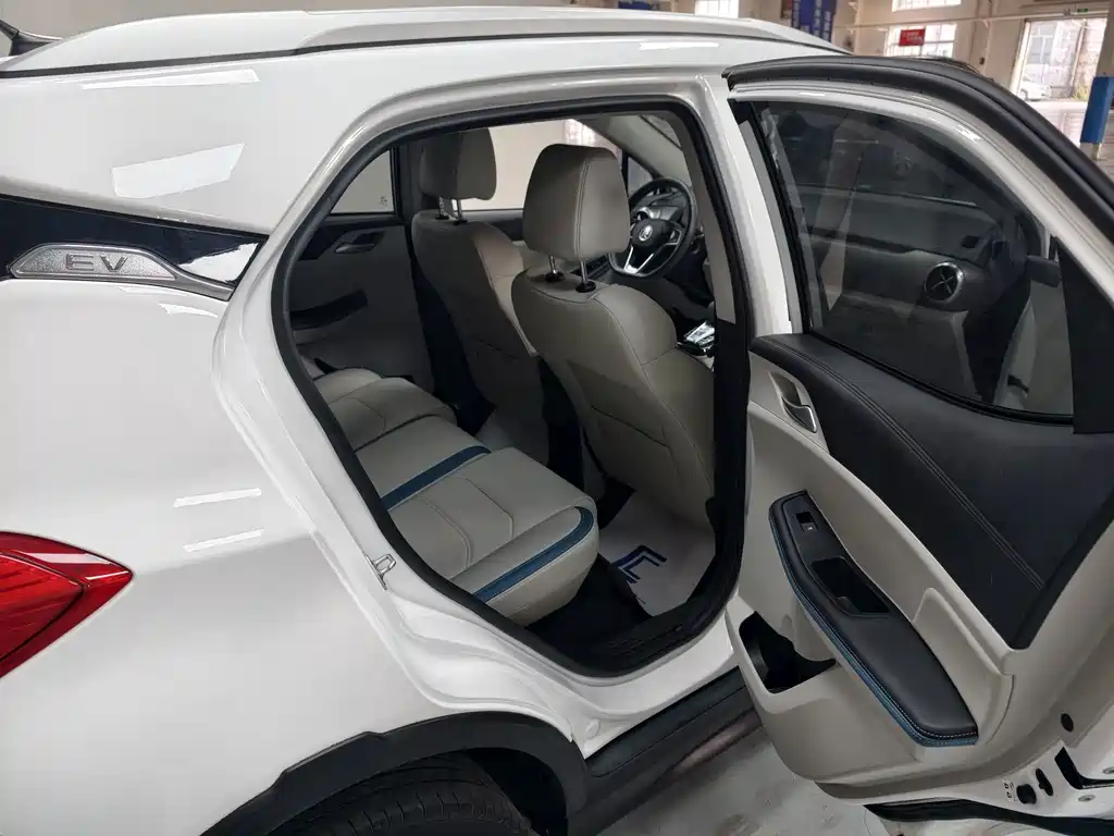 Yuan Pro 2021 model 401KM luxury model купить на сайте DeffCars