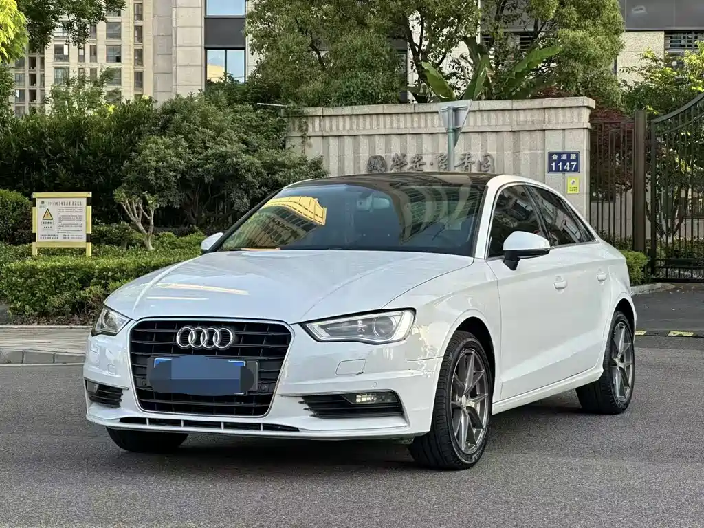 Audi A3 2014 Limousine 35 TFSI automatic comfort type купить на сайте DeffCars