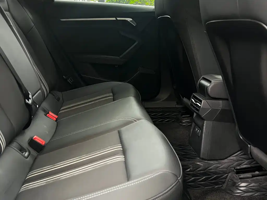 Audi A3 2023 Sportback 35 TFSI Fashionable and Elegant купить на сайте DeffCars