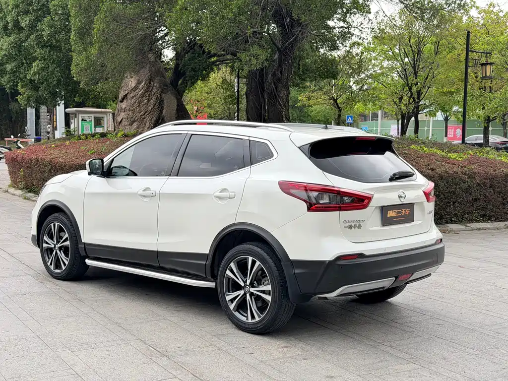 Qashqai 2022 2.0L CVT XV Prem Deluxe Edition купить на сайте DeffCars