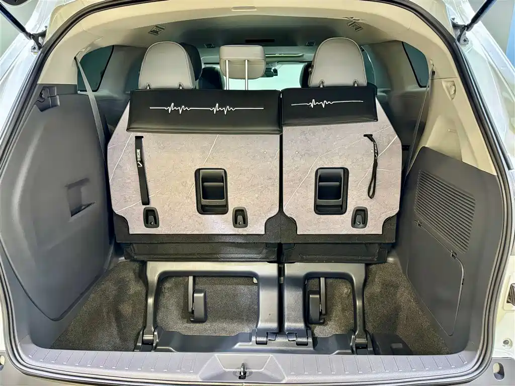 Grevia 2024 2.5L Hybrid Comfort Edition купить на сайте DeffCars