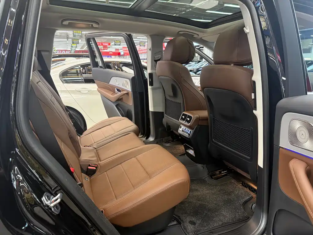 Mercedes-Benz GLS 2025 GLS 450 4MATIC Dynamic купить на сайте DeffCars