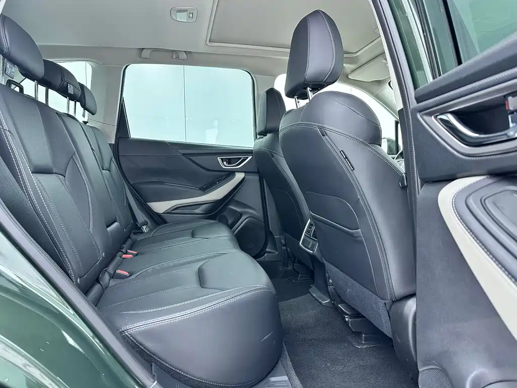 Forester 2022 2.0i AWD Deluxe Edition EyeSight купить на сайте DeffCars