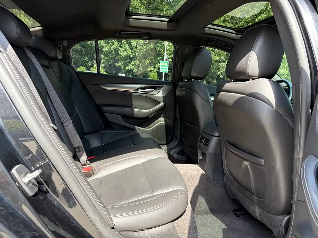 Cadillac CT5 2021 28T luxury model купить на сайте DeffCars