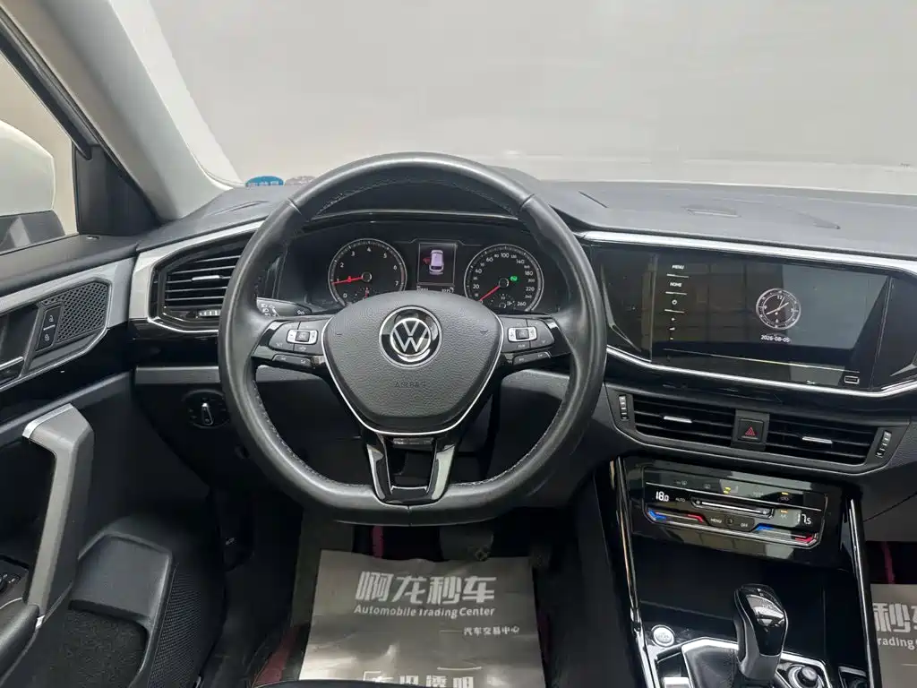 TYRON 2020 330TSI two-wheel drive luxury smart connected version купить на сайте DeffCars