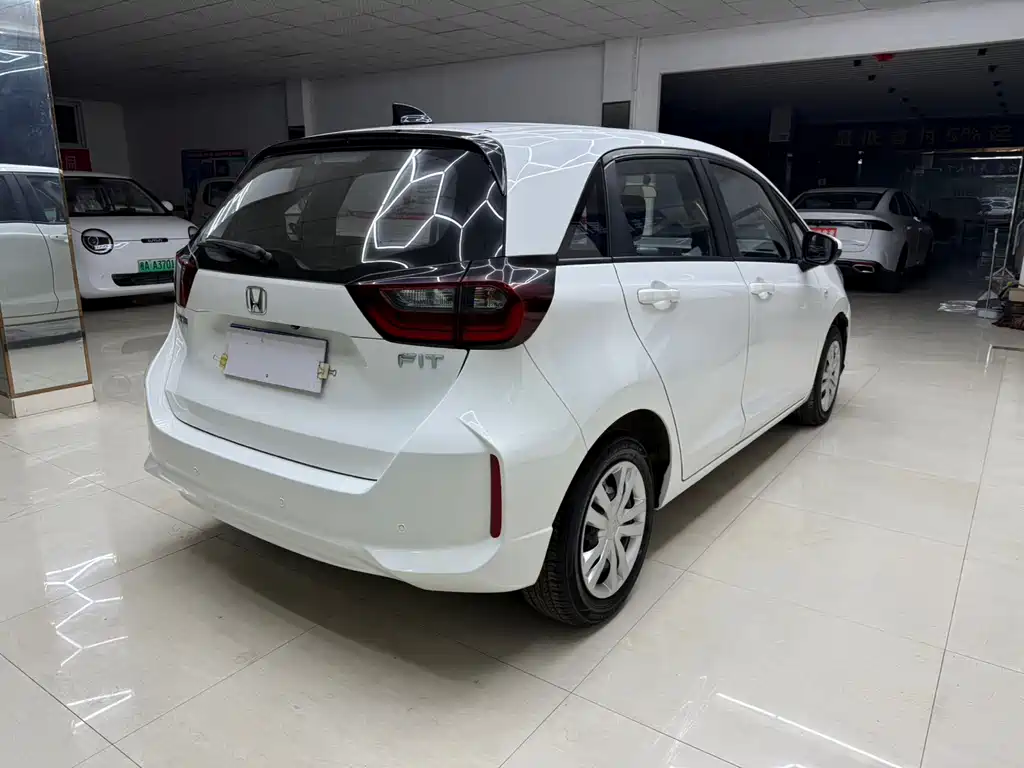 Fit 2021 1.5L CVT Trendy Edition купить на сайте DeffCars