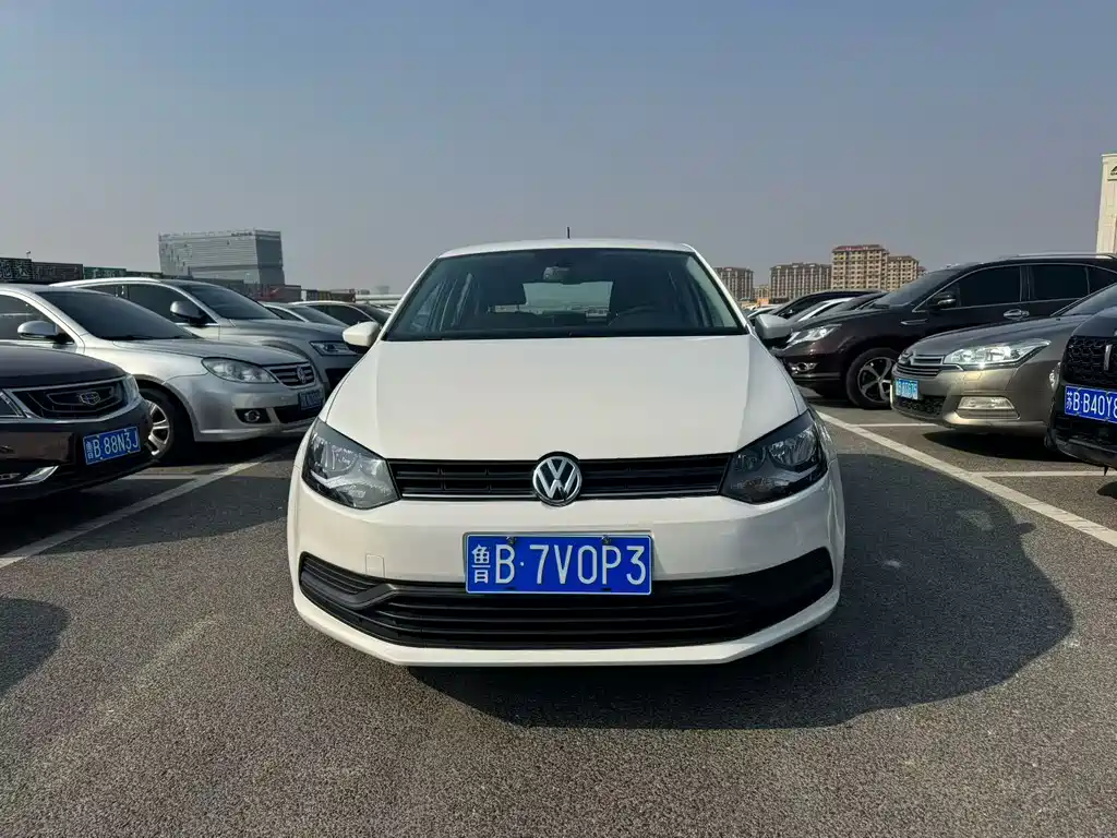 Polo 2014 1.4L manual fashion version купить на сайте DeffCars