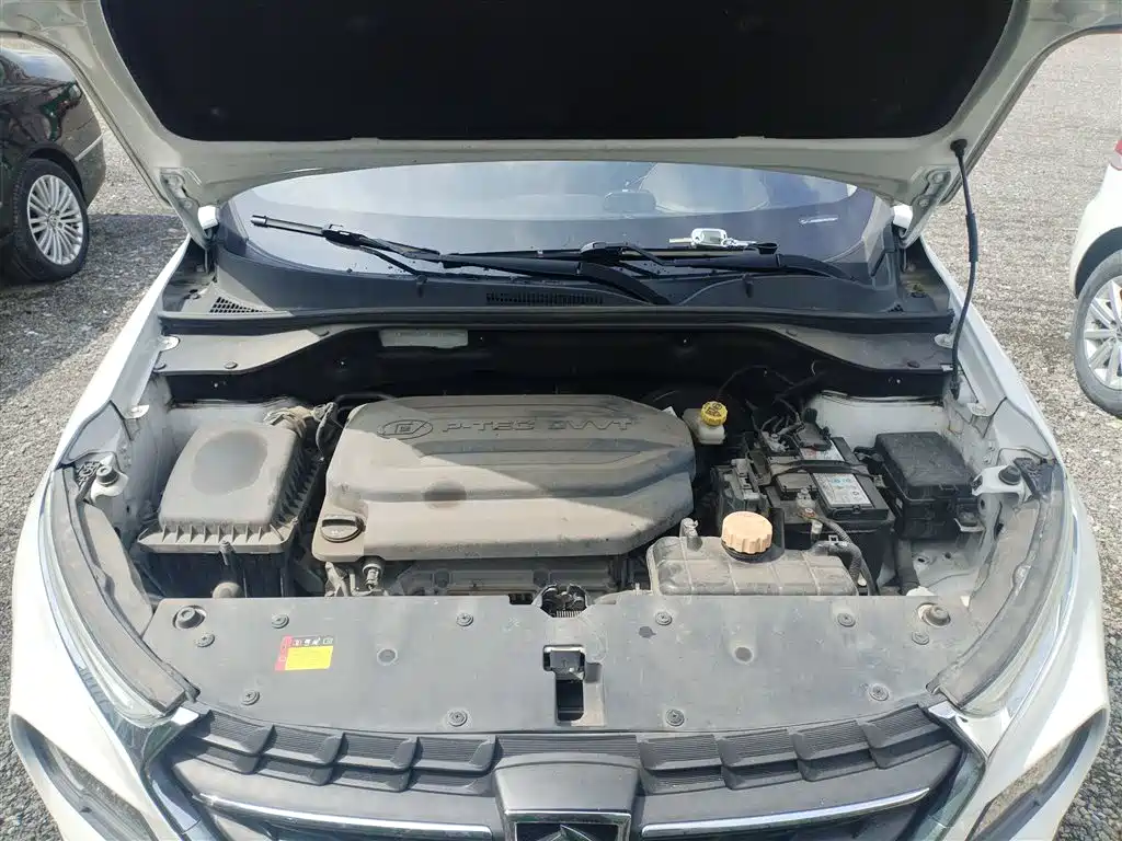 Baojun 510 2017 1.5L automatic fashion model купить на сайте DeffCars