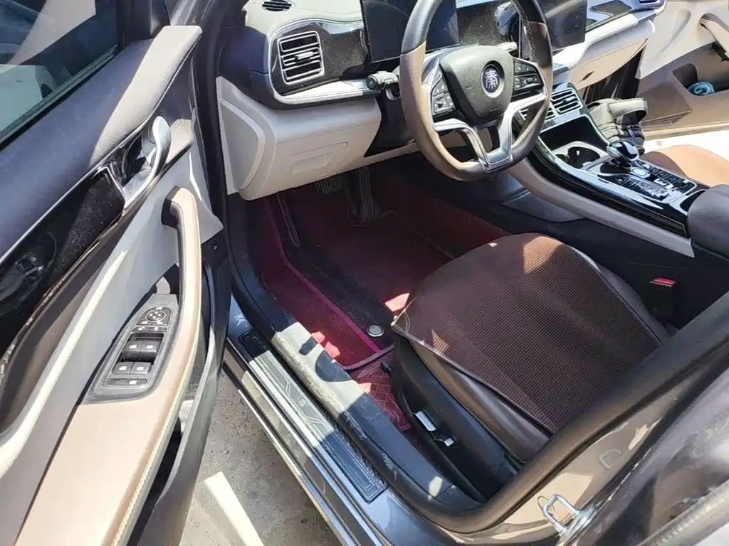 Qin Plus 2024 Honor Edition EV 420KM Transcendent Type купить на сайте DeffCars