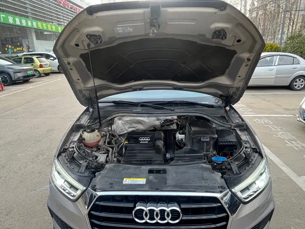 Audi Q3 2018 30 TFSI Fashionable Collection Edition купить на сайте DeffCars