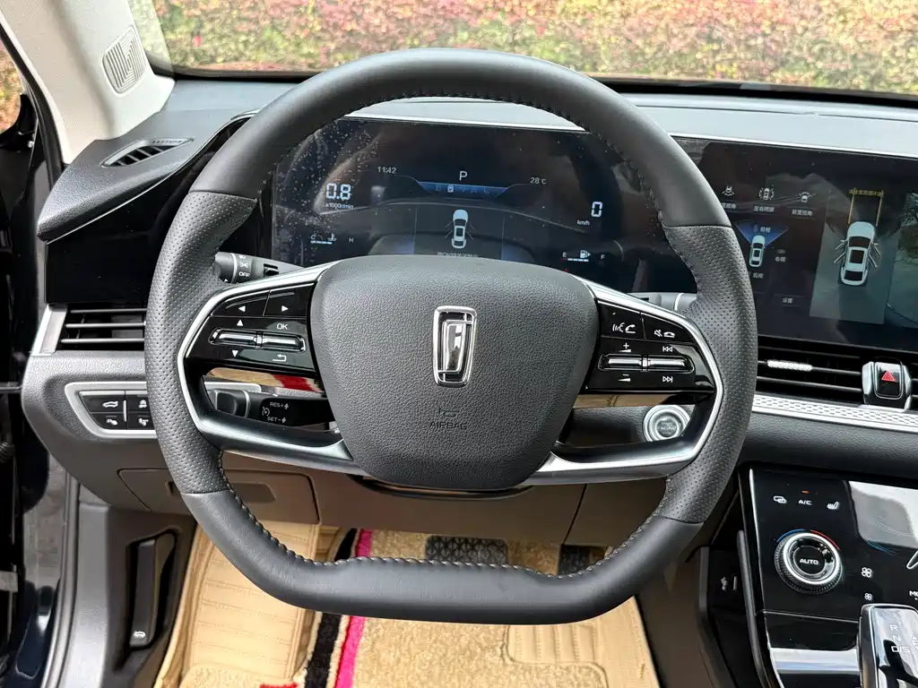 Pentium B70 2023 third generation 1.5T automatic enjoyment model купить на сайте DeffCars