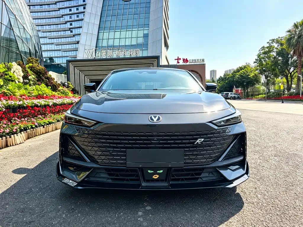 Changan UNI-V 2023 1.5T sports version купить на сайте DeffCars