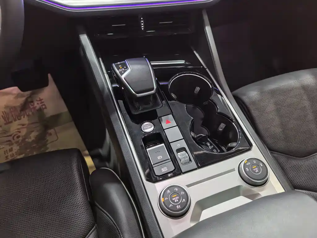 Touareg 2019 3.0TSI Ruizhi Edition National VI купить на сайте DeffCars