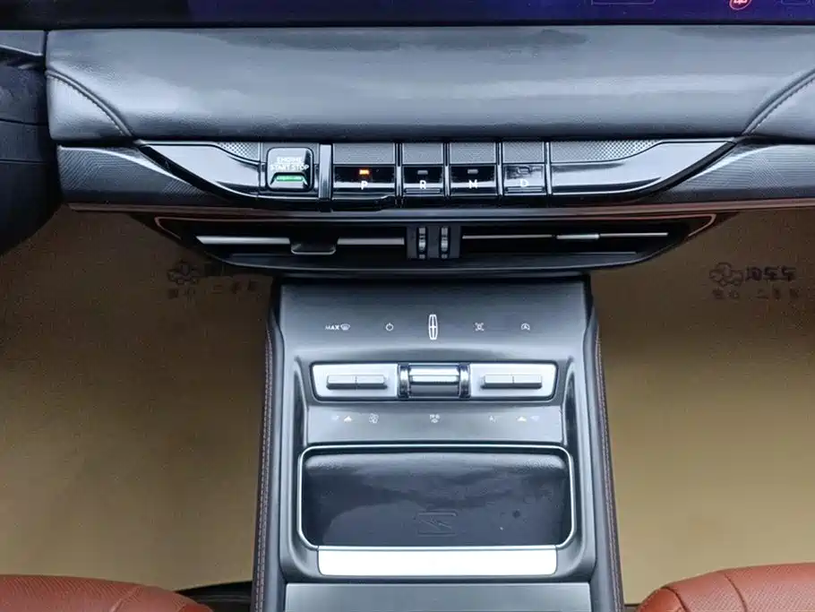 Lincoln Z 2024 2.0T Premium Edition купить на сайте DeffCars