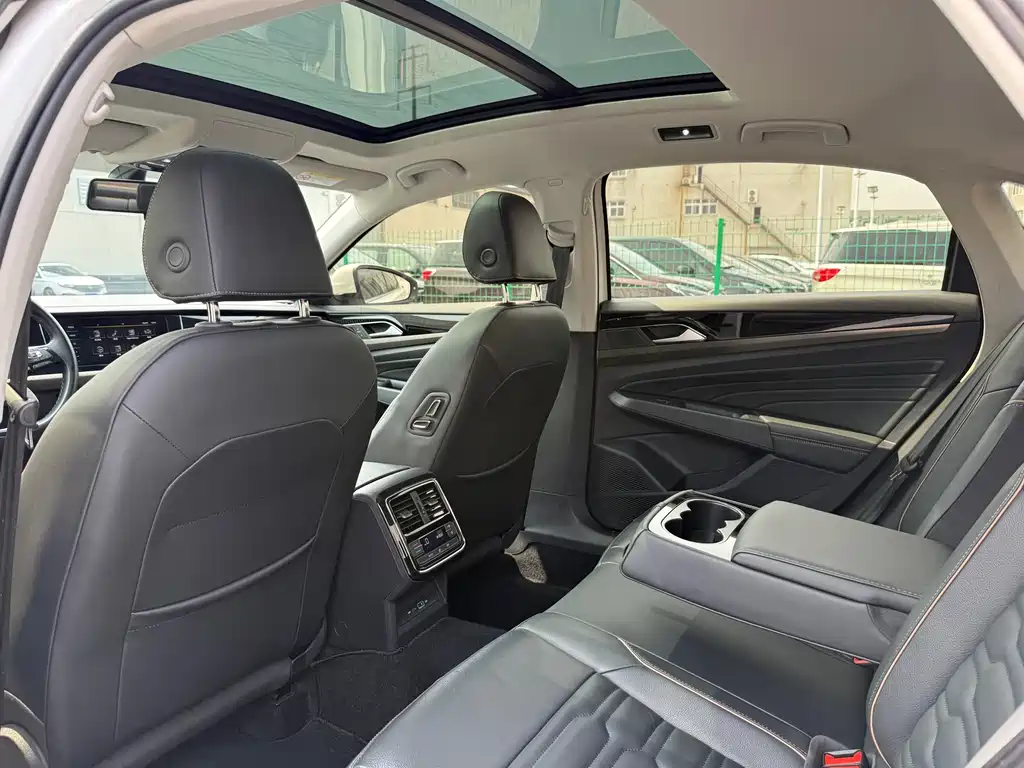 Passat 2020 330TSI Elite Edition National VI купить на сайте DeffCars