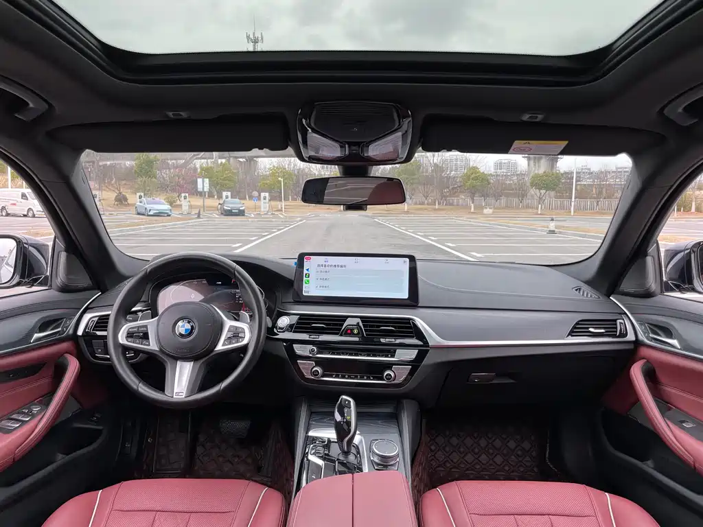 BMW 5 Series 2021 facelift 530Li leading M sports package купить на сайте DeffCars