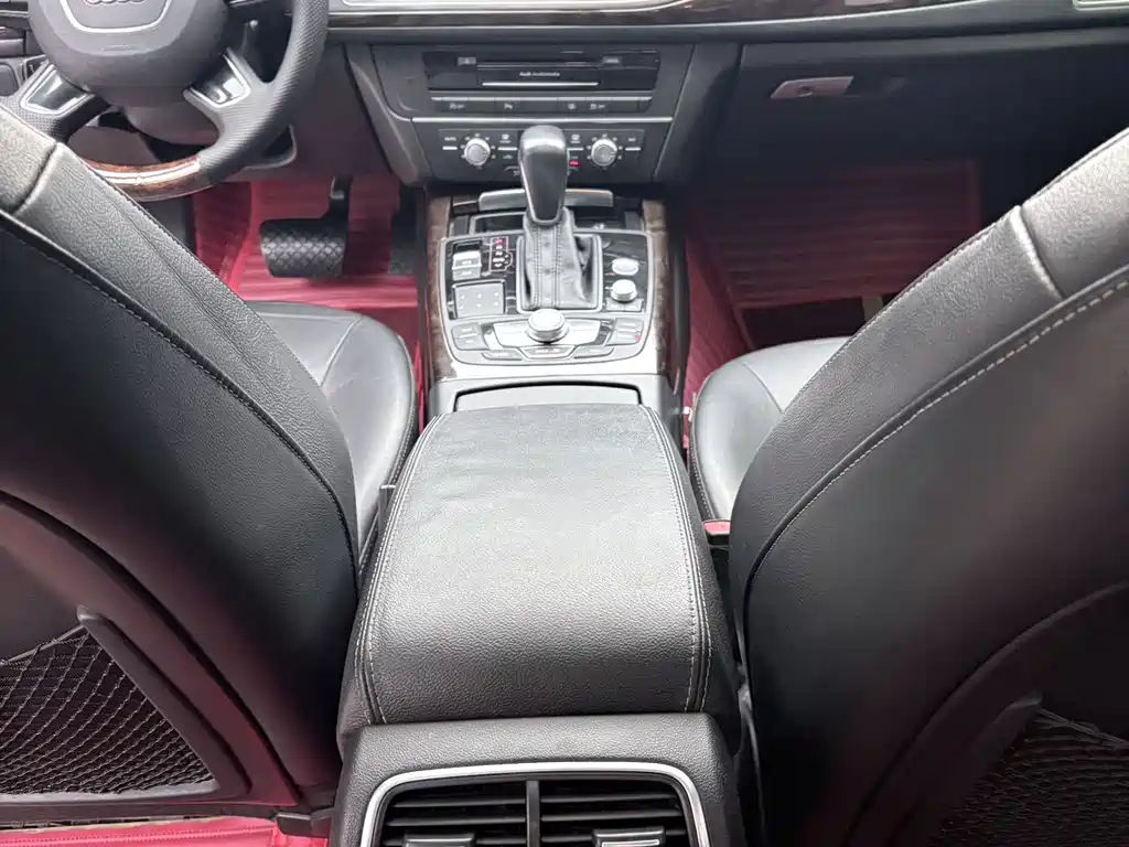 Audi A6L 2018 30th Anniversary Model TFSI Enterprising купить на сайте DeffCars