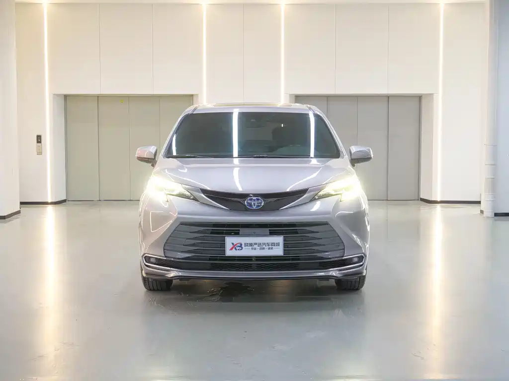 SIENNA 2021 2.5L Hybrid Premium Edition купить на сайте DeffCars
