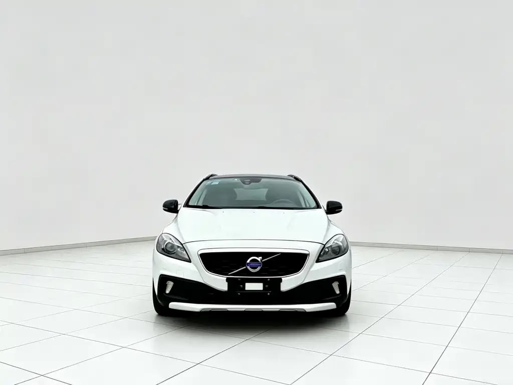 Volvo V40 2015 Cross Country T5 AWD Zhiya Edition купить на сайте DeffCars