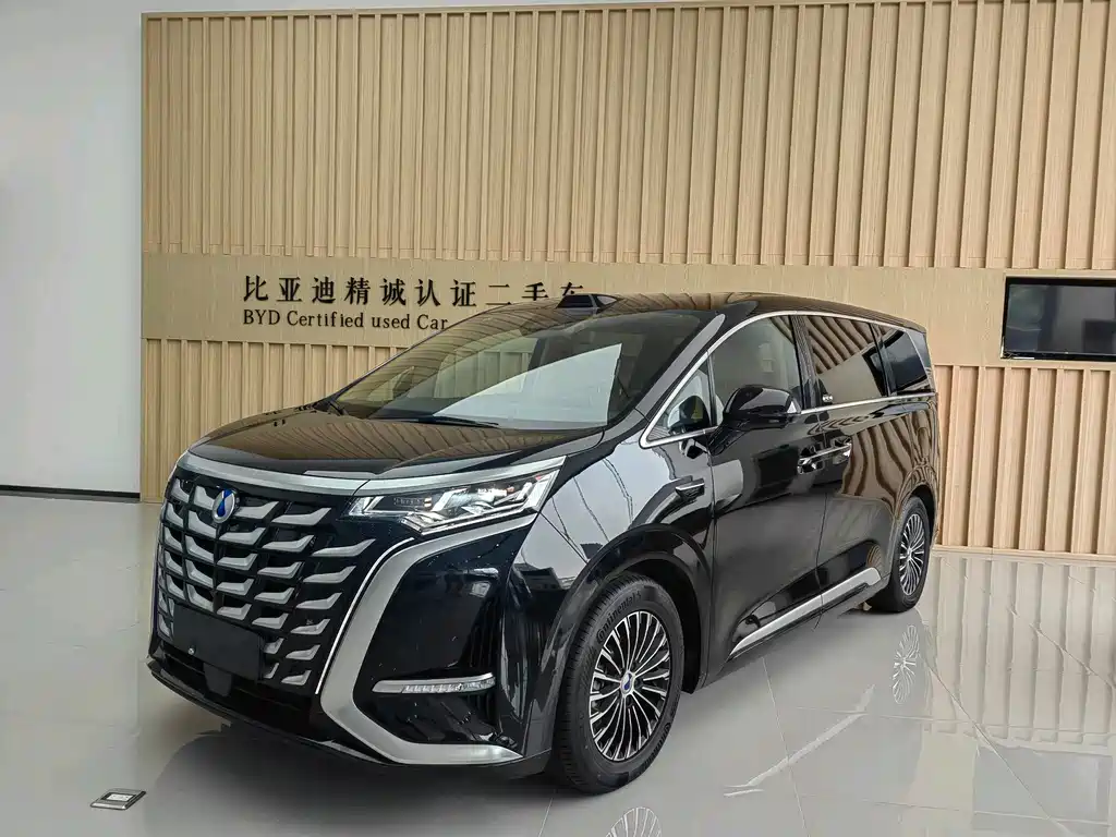 Denza D9 2025 DM-i smart driving version 1020 four-wheel drive flagship model купить на сайте DeffCars