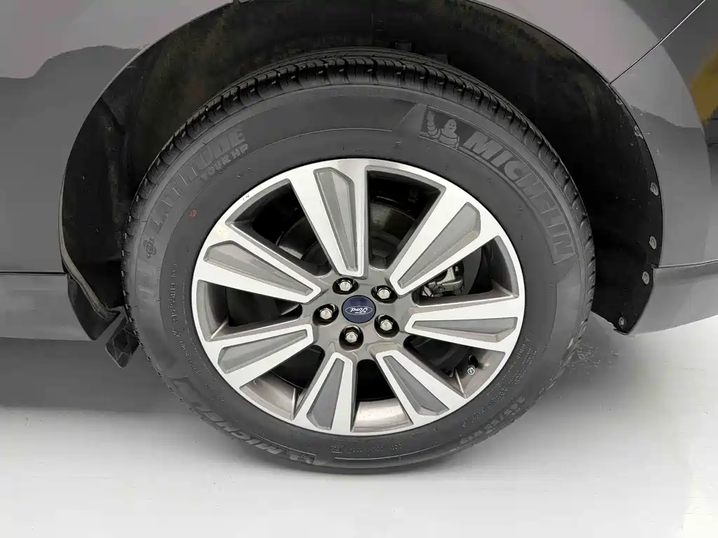 Ruijie 2021 PLUS EcoBoost 245 2WD Platinum 5-seater купить на сайте DeffCars