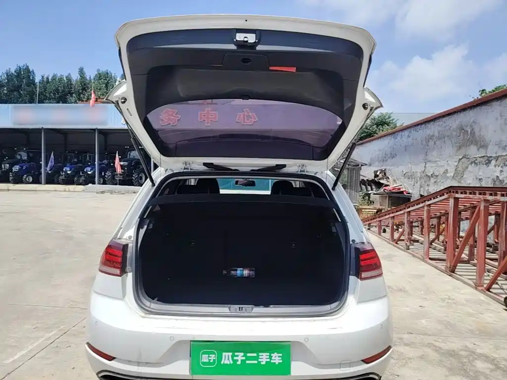 Golf 2018 1.6L automatic comfort type купить на сайте DeffCars