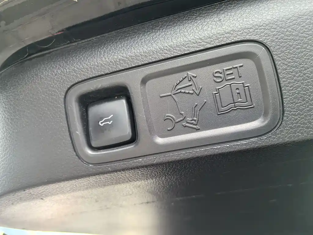 Navigator 2018 3.5T Honor Edition National V купить на сайте DeffCars