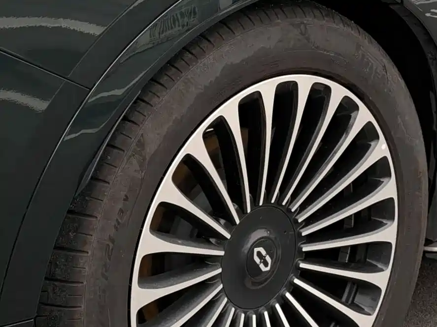 Questioning World M9 2025 Extended Range Ultra Edition 52kWh 6-Seater Edition купить на сайте DeffCars