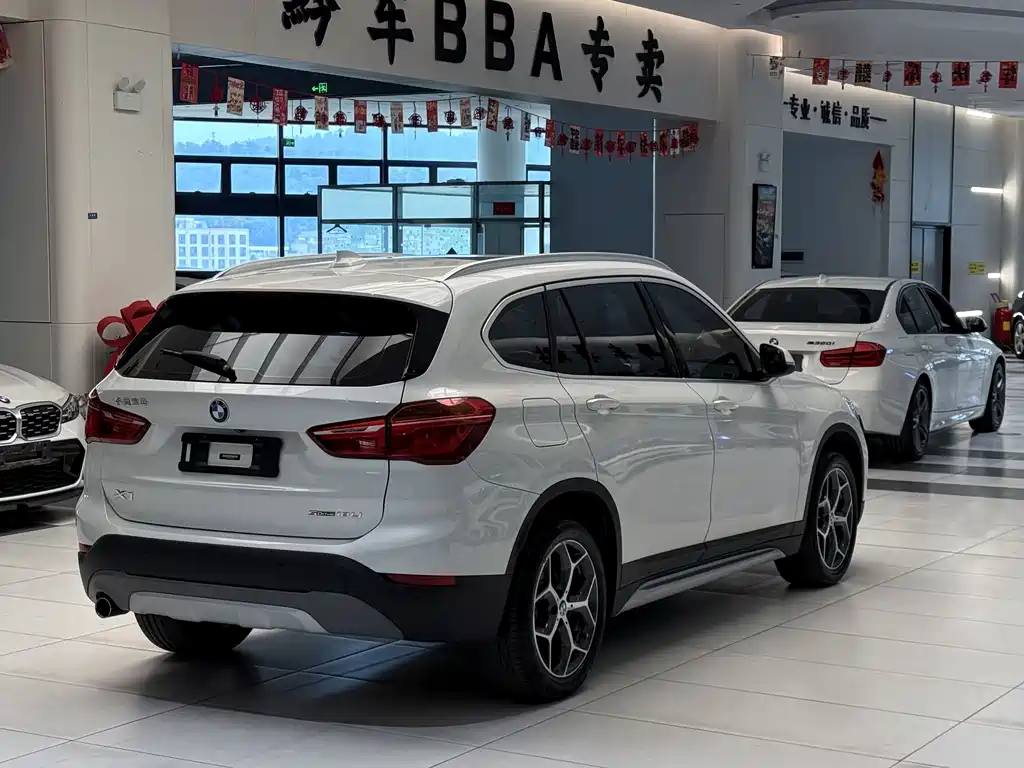 BMW X1 2019 sDrive18Li Exclusive Model купить на сайте DeffCars