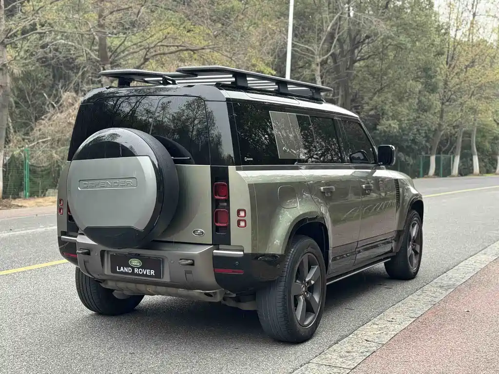 Land Rover Defender 2023 facelift 110 3.0T P400 X-DYNAMIC HSE купить на сайте DeffCars